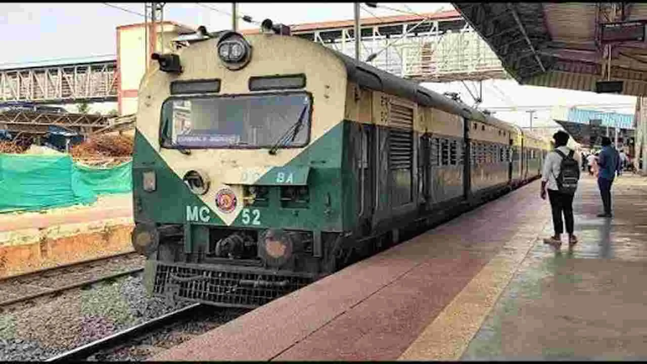 రేపు పుష్‌పుల్‌, సూపర్‌ఫాస్ట్‌ రైళ్ల రద్దు