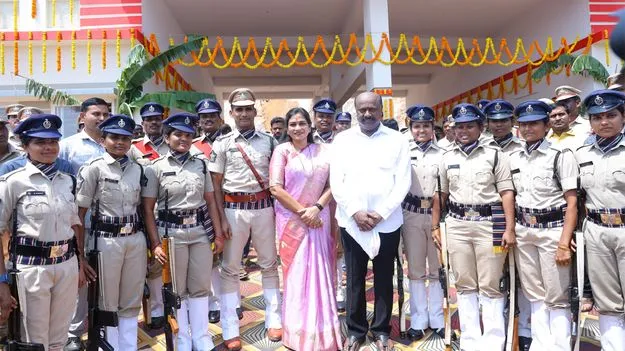 స్వగ్రామంలో అగ్నిమాపక కేంద్ర నూతన భవనాన్ని ప్రారంభించిన హోంమంత్రి అనిత