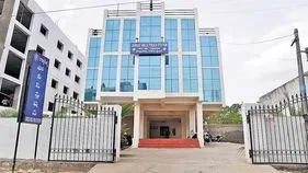 జూబ్లీహిల్స్‌లో భారీ చోరీ.. వ్యాపారవేత్త ఇంట్లో వజ్రాభరణాలు మాయం