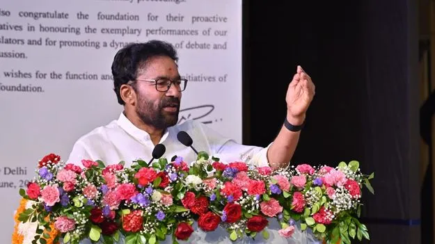 పార్టీల కన్నా పార్లమెంటరీ  విలువలే ప్రధానం