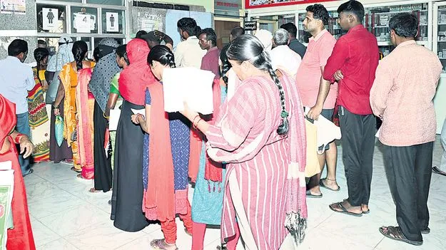 విజృంభిస్తున్న విషజ్వరాలు