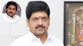 బీసీలను అణగదొక్కేందుకే రిజర్వేషన్లను తగ్గించారు.. జగన్‌పై మంత్రి కొల్లు రవీంద్ర ఫైర్