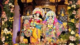 తెలంగాణలో ఘనంగా కృష్ణాష్టమి వేడుకలు.. ఇస్కాన్ ఆలయాల్లో భక్తుల రద్దీ