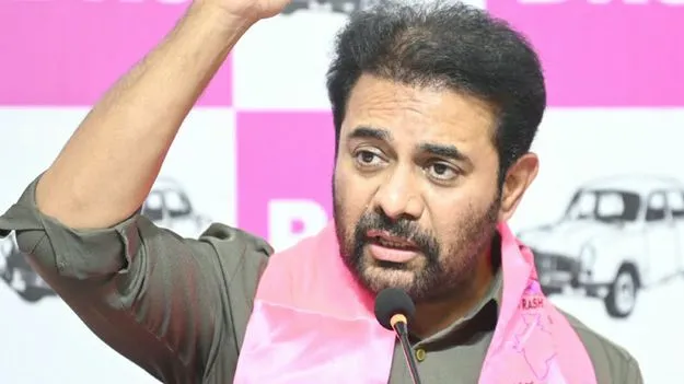 కరువు సమయంలో గోబెల్స్‌ సమ్మిట్లెందుకు!?