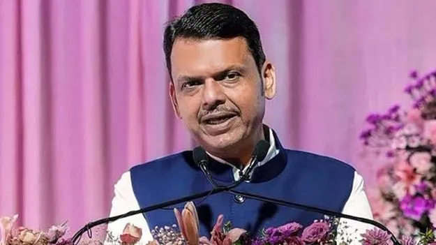 ఆటో, ట్యాక్సీ డ్రైవర్లకు మహారాష్ట్ర ప్రభుత్వం గుడ్ న్యూస్