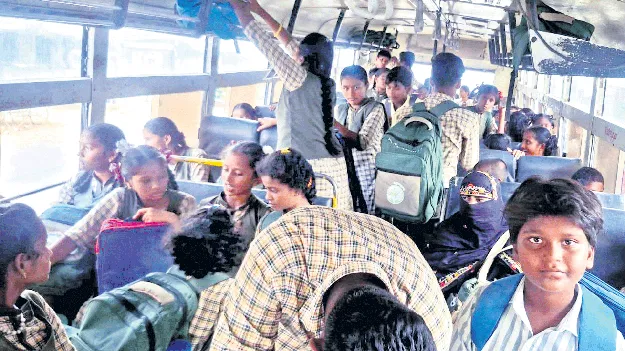ఔను.. వాళ్లంతా బడిలో చేరారు!