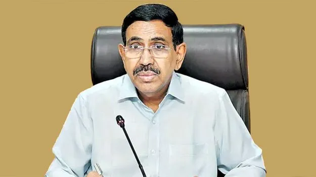 విశాఖ మున్సిపాలిటీల అభివృద్ధిపై మంత్రి నారాయణ కీలక సమీక్ష