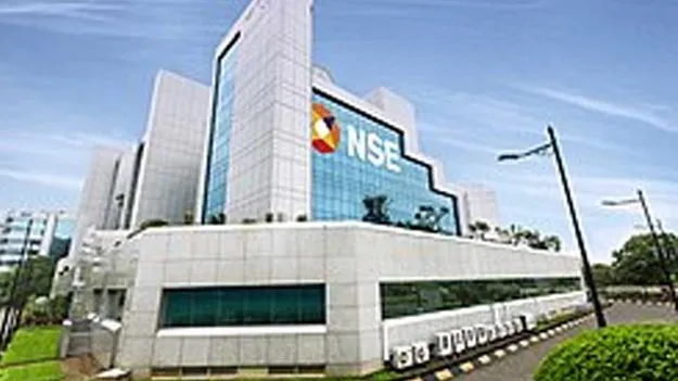 చమురు గరం.. సెన్సెక్స్‌ పతనం 