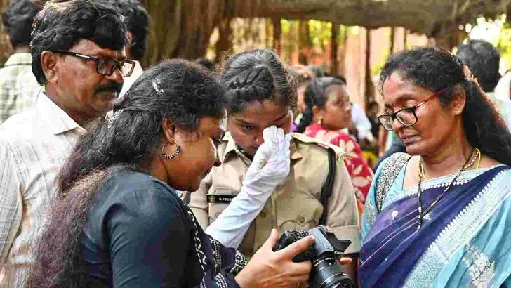 విజయనగరం జిల్లాలో మహిళా కానిస్టేబుళ్ల పాసింగ్‌ అవుట్‌ పరేడ్‌.. హాజరైన హోం మంత్రి అనిత