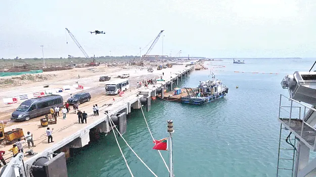 సిక్కోలు ప్రగతికి పెద్దపీట 