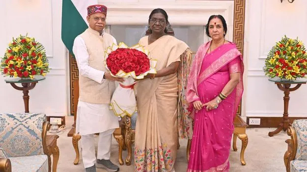 రాష్ట్రపతి, ప్రధానిలతో గవర్నర్‌ భేటీ