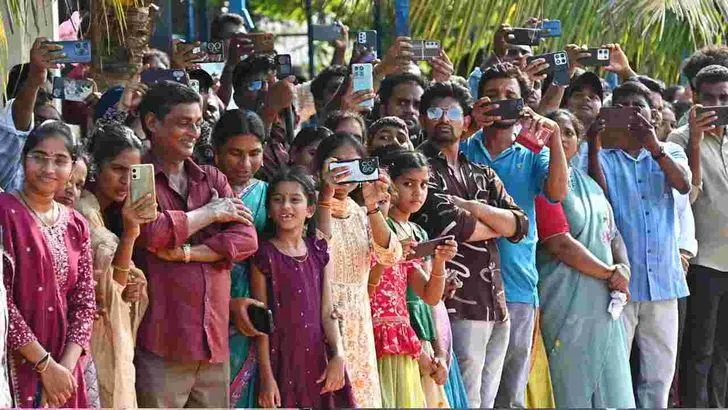 విజయనగరం జిల్లాలో మహిళా కానిస్టేబుళ్ల పాసింగ్‌ అవుట్‌ పరేడ్‌.. హాజరైన హోం మంత్రి అనిత