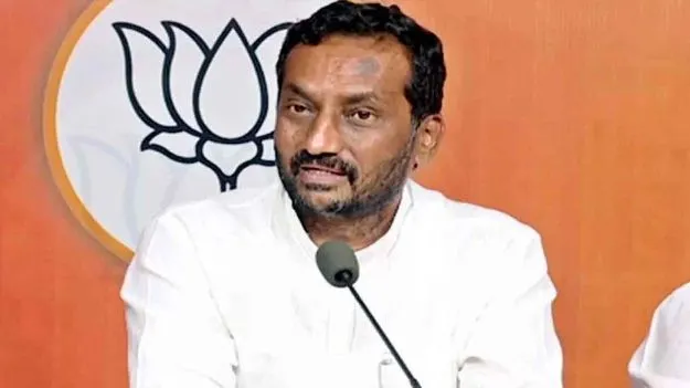 ప్రజల ఆస్తులను నిషేధిత జాబితా నుంచి తీసేయాల్సిందే: ఎంపీ రఘునందన్