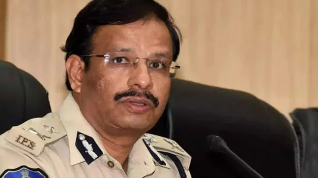 అసెంబ్లీ వద్దకు సీపీ సజ్జనార్..
