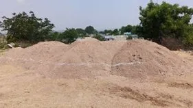 ఉచితం ముసుగులో ఇసుకదందా