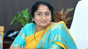బీసీ యువతకు ఉచిత సివిల్స్ కోచింగ్.. డా. లక్ష్మయ్య ఐఏఎస్ అకాడమీతో ఎంఓయూ