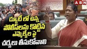 డ్యూటీలో ఉన్న పోలీసులను కొట్టిన ఎమ్మెల్యేలపై చర్యలు తీసుకోవాలి: మంత్రి సీతక్క