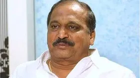ఆత్మకూరు మున్సిపల్ కార్యాలయం వద్ద శిల్పా చక్రపాణి రెడ్డి హల్‌చల్