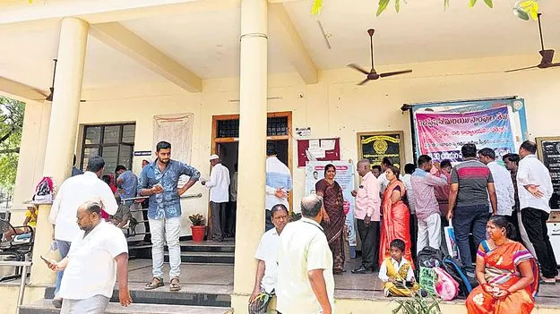 Registration: రిజిస్ట్రేషన్‌ ఆదాయం భేష్‌