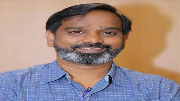 డీన్‌ సూర్యనారాయణపై   ఐఐటీ బాంబే వేటు