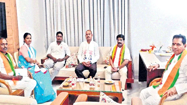 ‘స్థానిక’ ఎన్నికల్లో విజయమే లక్ష్యంగా పనిచేయాలి