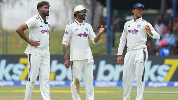 ‘తోక’ను తెంచలేక..