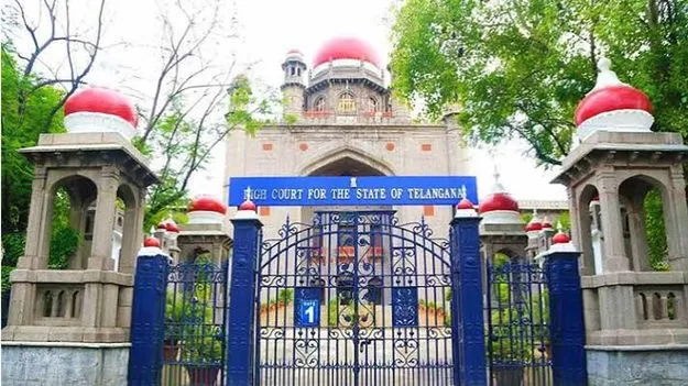 బీసీ గురుకులాల్లో ఉపాధ్యాయులకు   హాస్టల్‌ డ్యూటీలు వేస్తే తప్పేముంది? 
