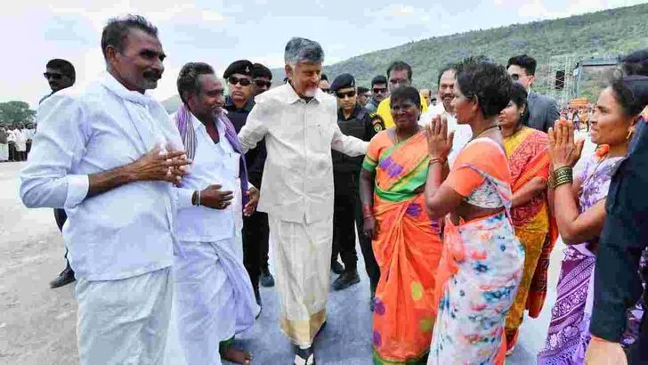 వెలిగొండ ప్రాజెక్ట్ ఫేజ్-1 ప్రారంభం.. జాతికి అంకితం చేసిన సీఎం చంద్రబాబు