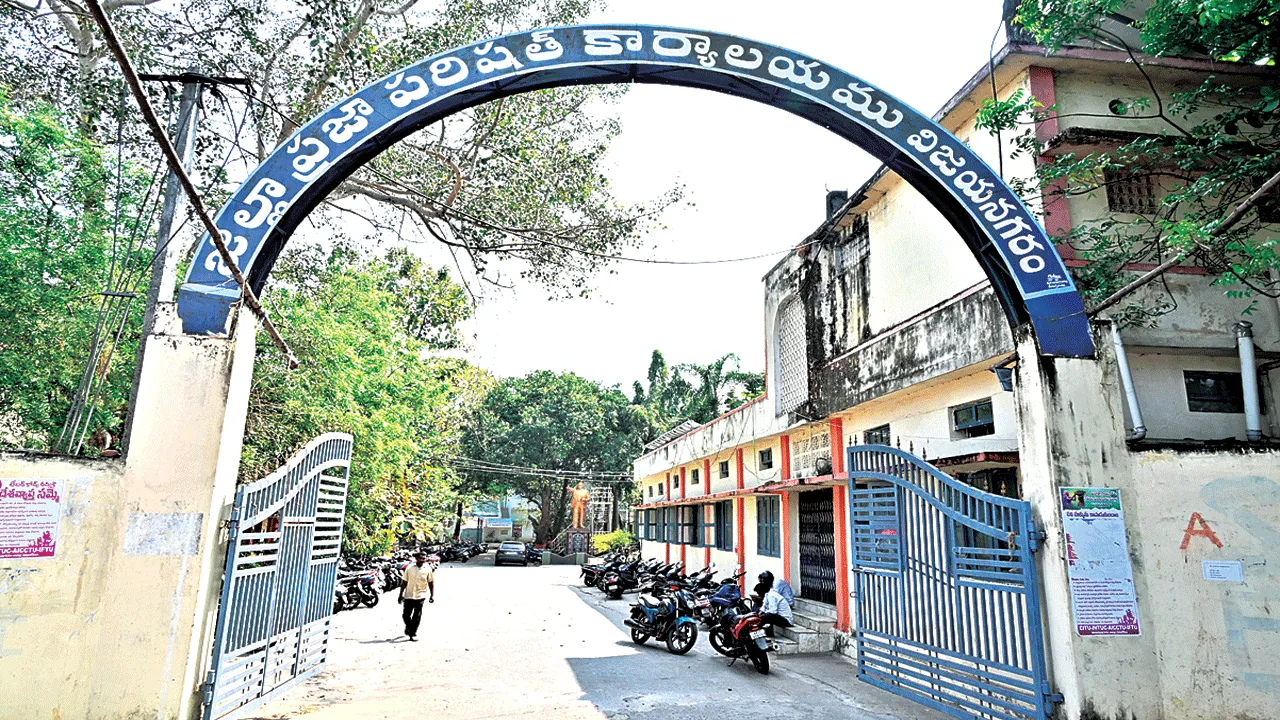47-year association! 47ఏళ్ల అనుబంధాన్ని వీడి!