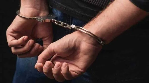మకాం మార్చి.. 35 ఏళ్లుగా కళ్లుగప్పి.. 