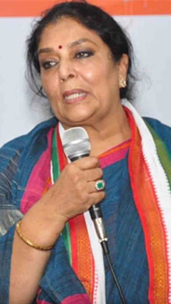 పార్లమెంటు ఆవరణలో ఆ రూల్ లేదు.. రేణుకా చౌదరి షాకింగ్ కామెంట్స్