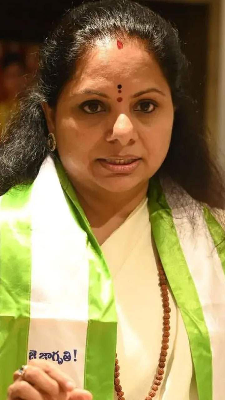 కేసీఆర్, హరీష్ రావులపై కవిత షాకింగ్ కామెంట్స్